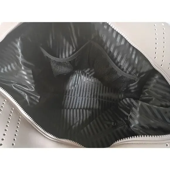 VICTORIA'S SECRET VSX Large Taupe Duffle Bag - NWOT - Picture 6 of 7